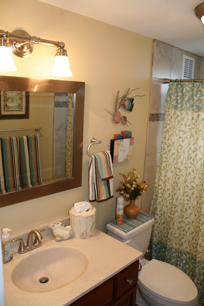 secondbathroom Maui Guidebook